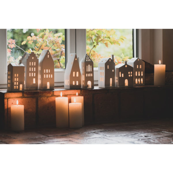 Großes Lichthaus Spitzdach 12 x 11 x 30.5cm – Bild 2