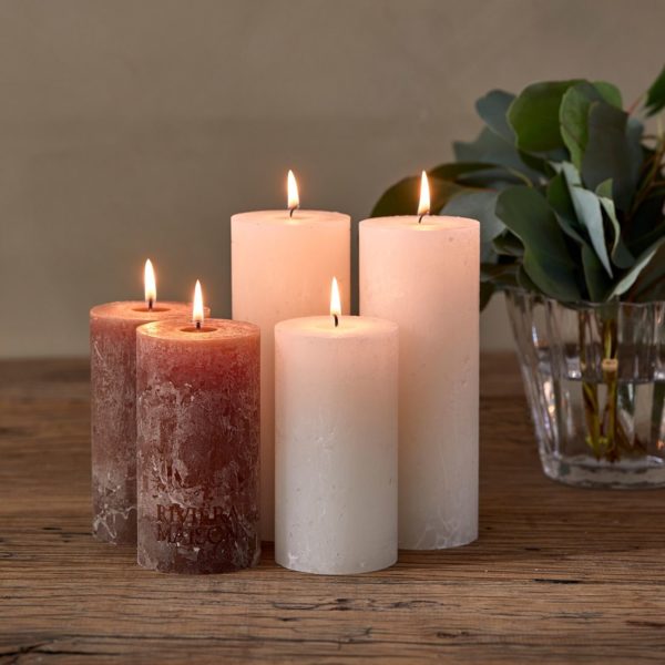 Pillar Candle Rustic white 7x13cm, Stumpenkerze – Bild 2