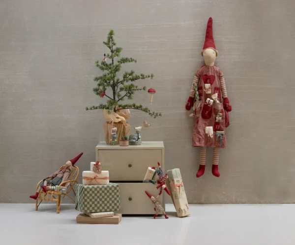 Pixy Kletterpixy Weihnachtswichtel mit Magneten Junge kariertes Hemd 26cm size 1, Adventsdeko – Bild 2