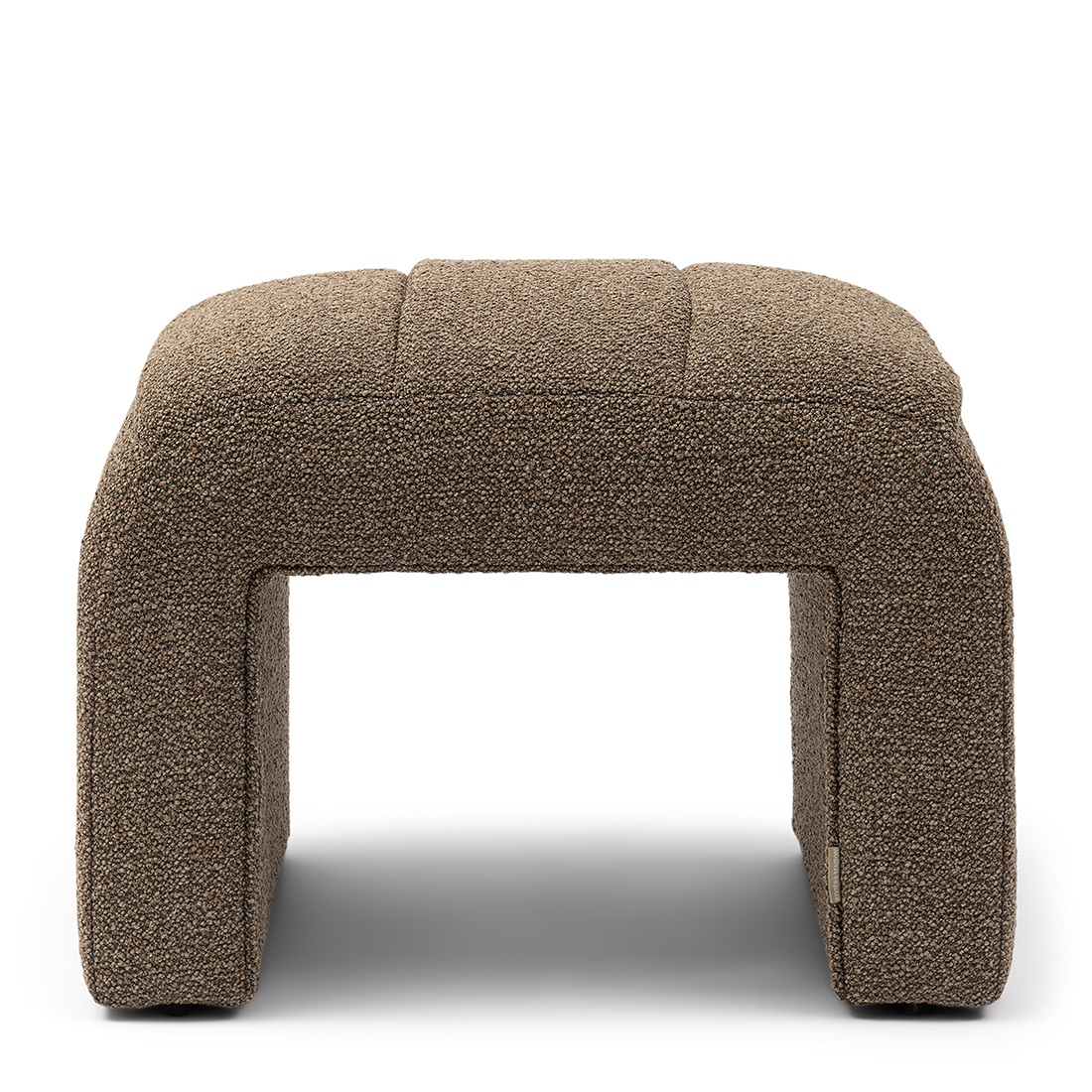 57C83ECA864A0B96B22DB404E736A094E3138B32 Brera Stool peluche bouclé classic brown, Hocker – Bild 1
