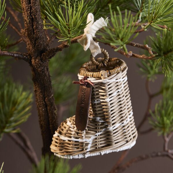 Rustic Rattan Ski Boot Ornament, Weihnachtsbaumschmuck – Bild 2